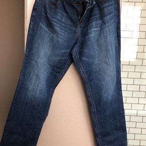 Old Navy Boyfriend Straight Capris